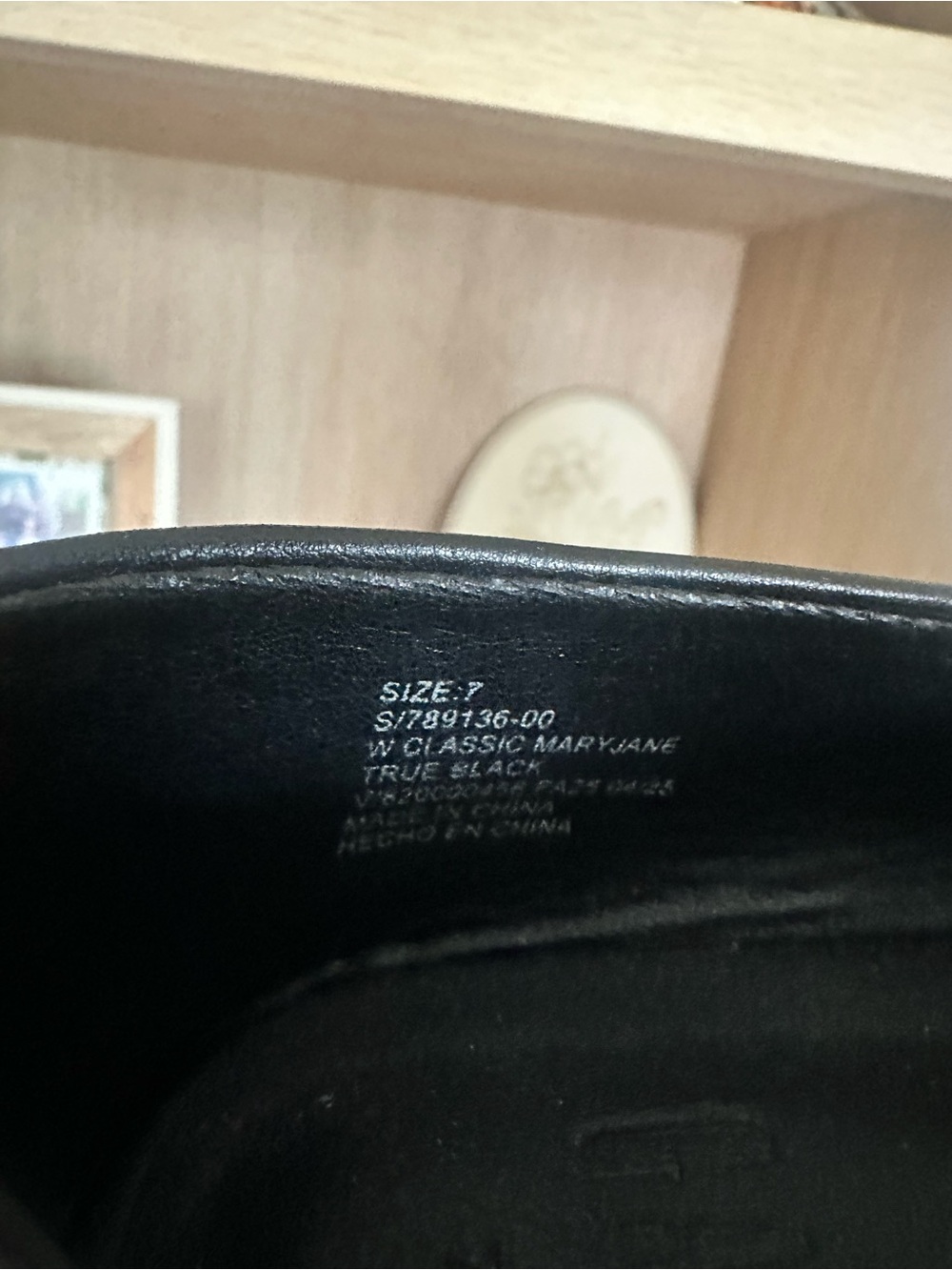 GAP Black Mary Jane Flats with Buckle Strap - Picture 4 of 4
